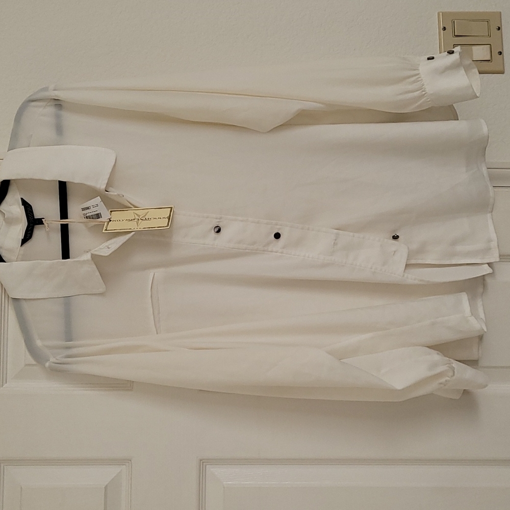 Nwt Mynt 1792 blouse.
